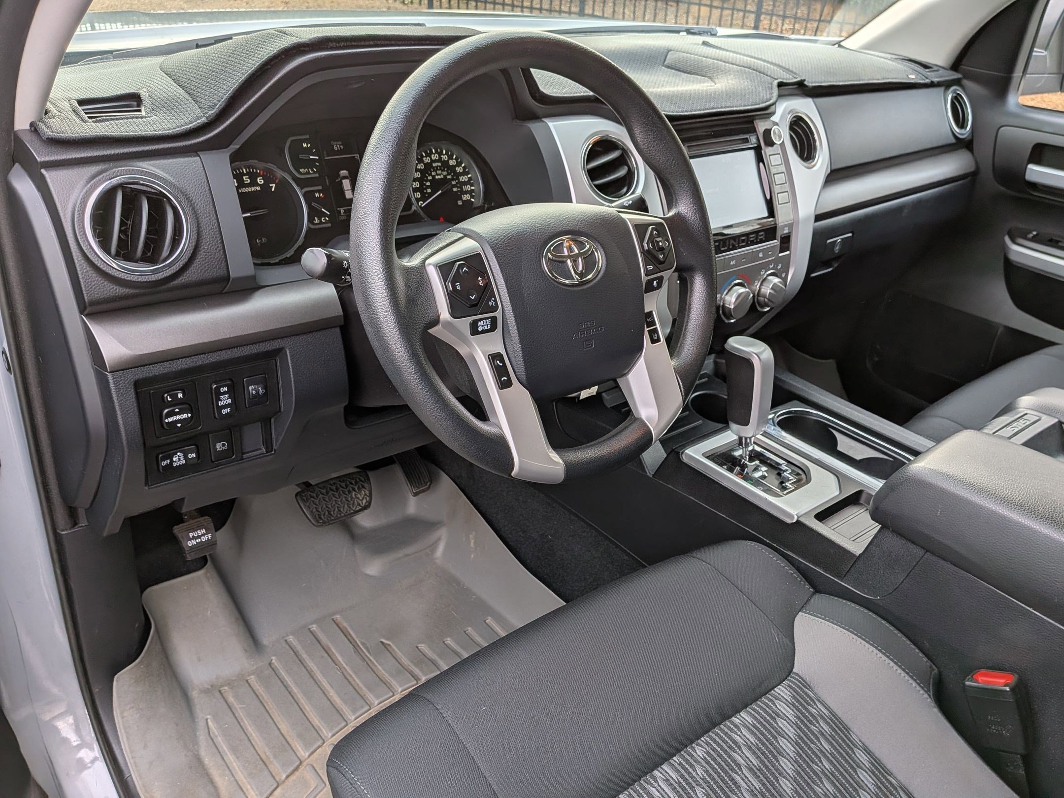 Used 2019 Toyota Tundra SR5 w/ SR5 Upgrade Package image 16