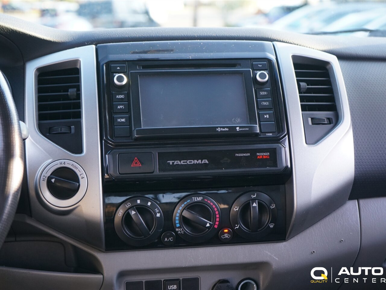 Used 2015 Toyota Tacoma 4x4 Double Cab image 16