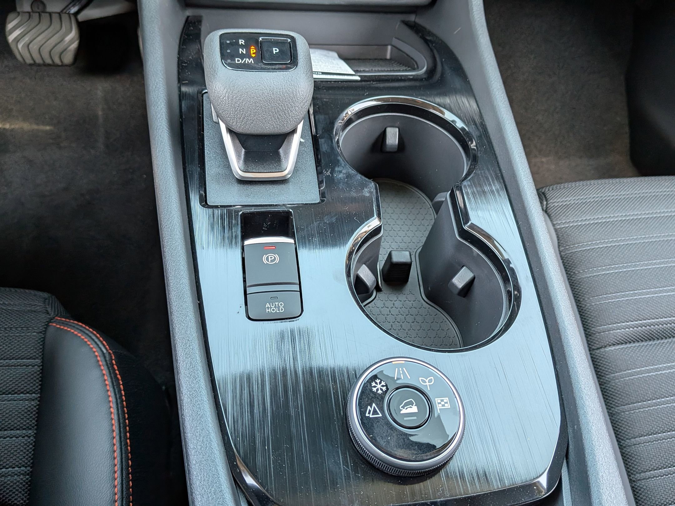 New 2026 Nissan Rogue SV image 17