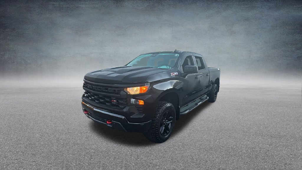 Used 2024 Chevrolet Silverado 1500 Custom Trail Boss AWD/4WD image 5
