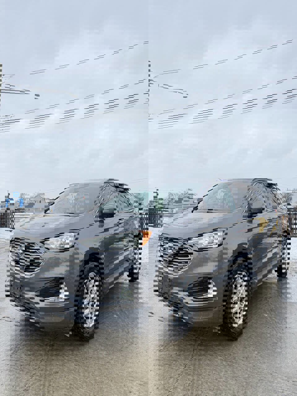 Used 2021 Ford Edge SEL w/ Cargo Accessory Package image 3