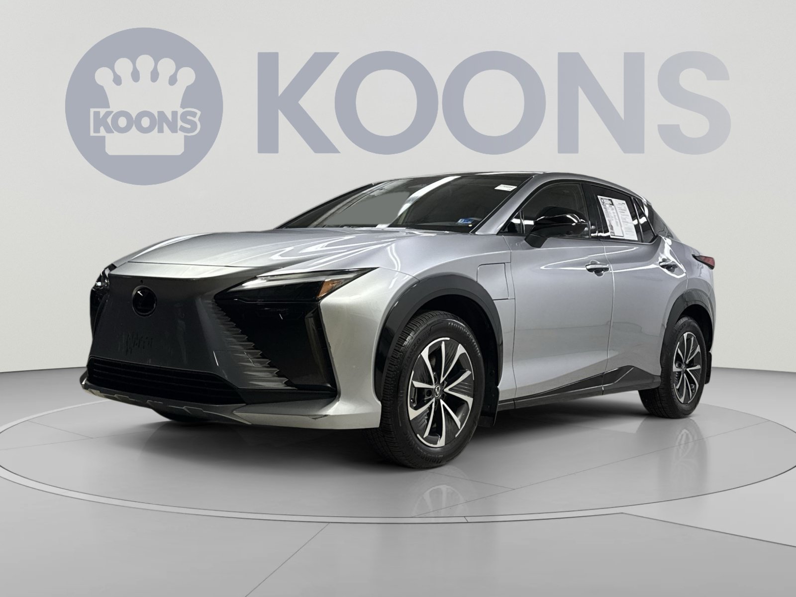 Used 2025 Lexus RZ 300e w/ Accessory Package (2T) FWD image 1