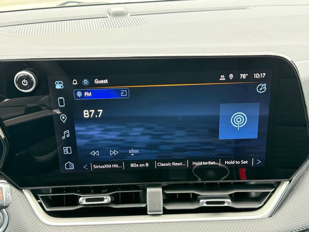 New 2027 Chevrolet Equinox LT FWD image 14