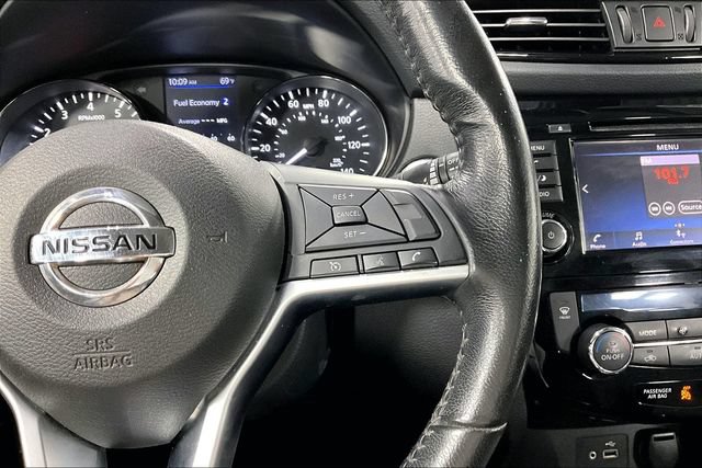 Used 2019 Nissan Rogue Sport SV w/ All-Weather Package AWD/4WD image 12