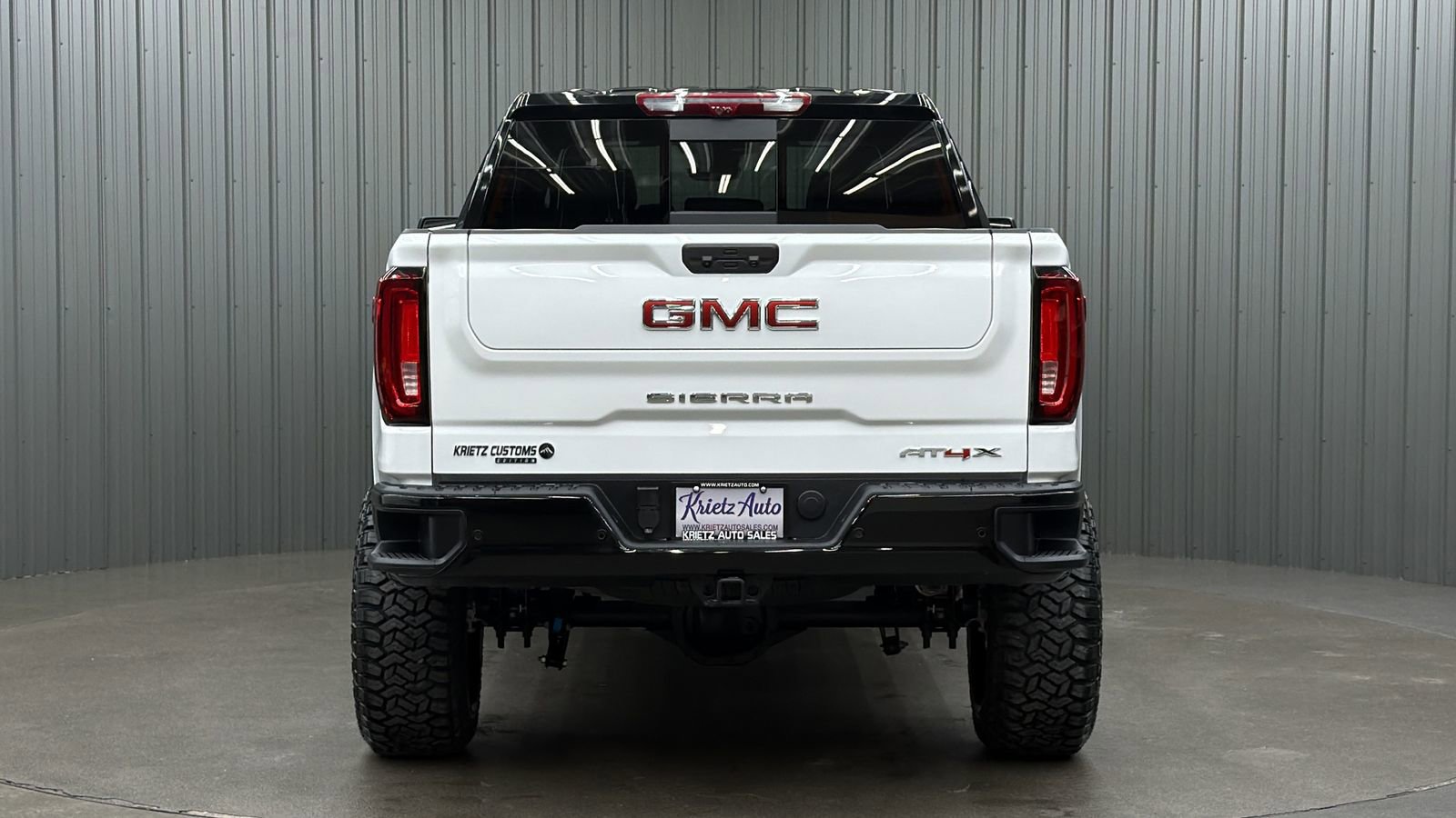 Used 2025 GMC Sierra 1500 AT4X image 4