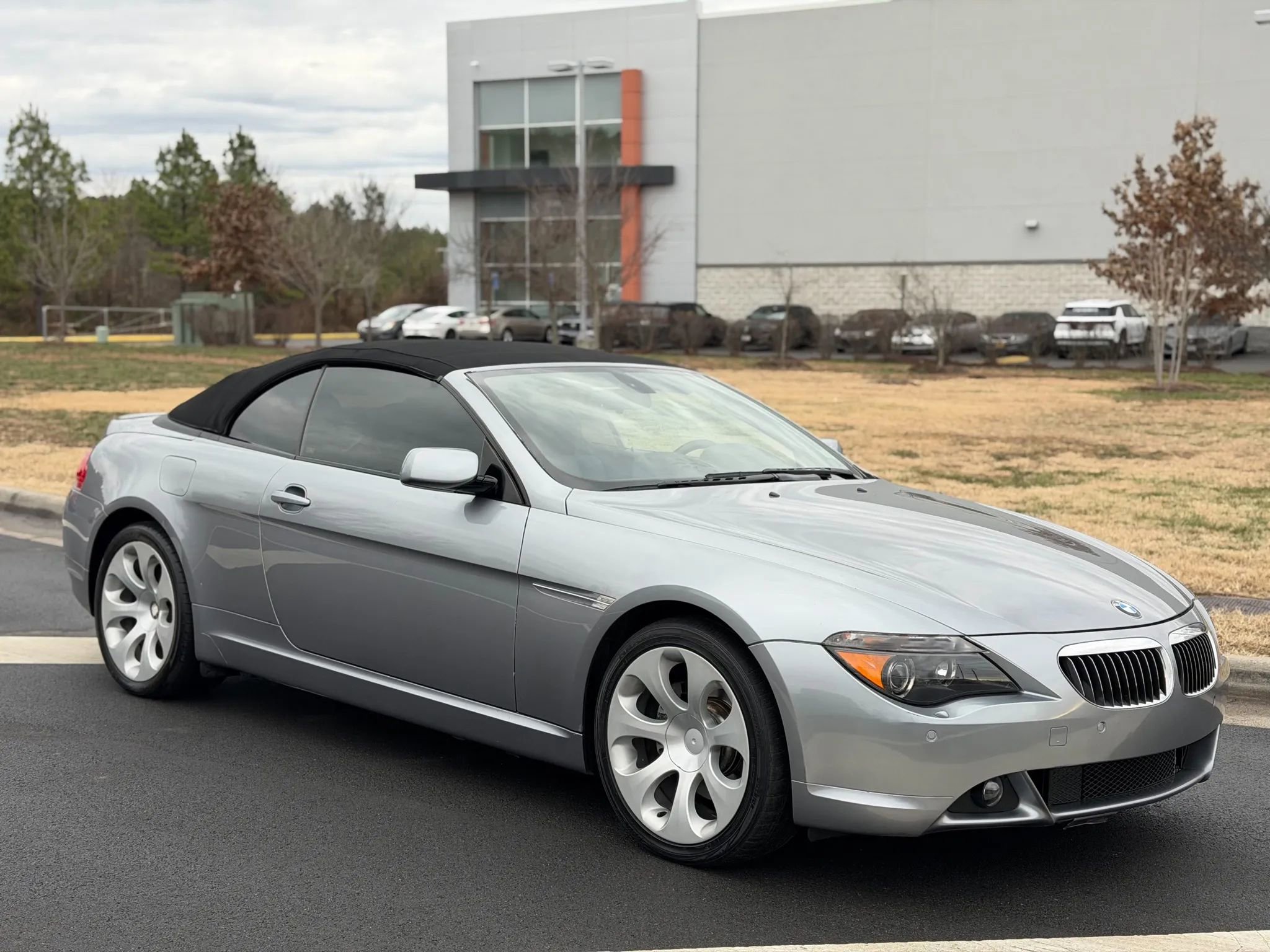 Used 2006 BMW 650i Convertible image 2