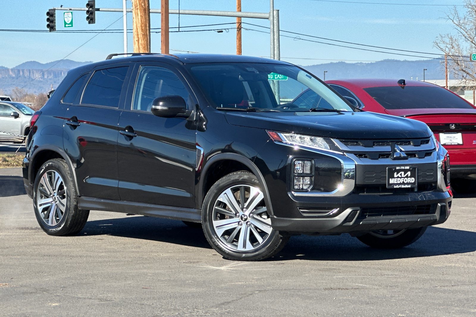 Used 2024 Mitsubishi Outlander Sport SE image 2