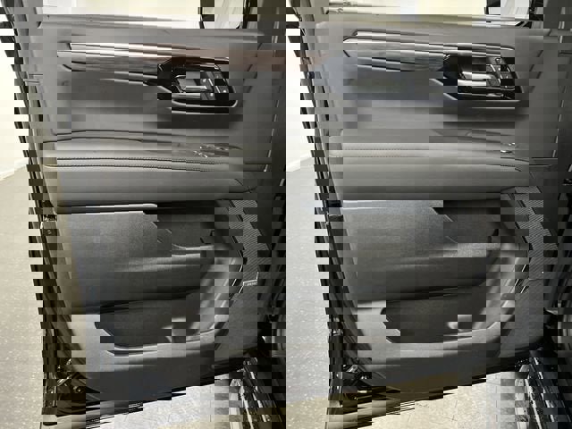 New 2026 Chevrolet Suburban LT w/ Comfort Package image 22