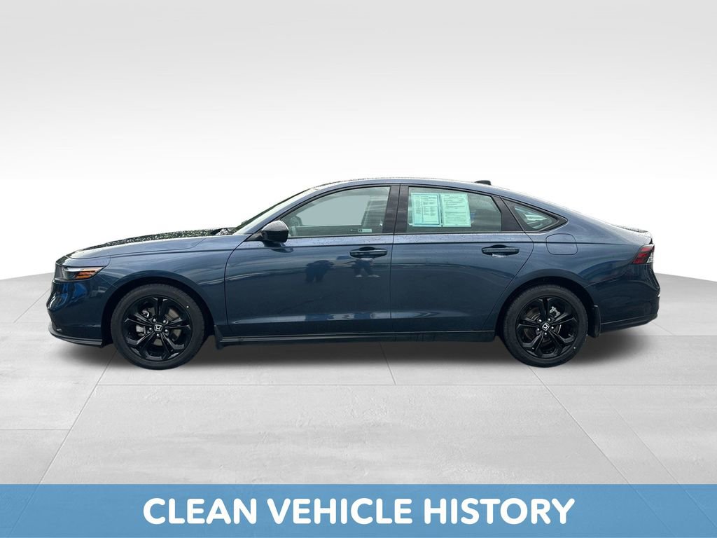 Certified 2025 Honda Accord SE image 3