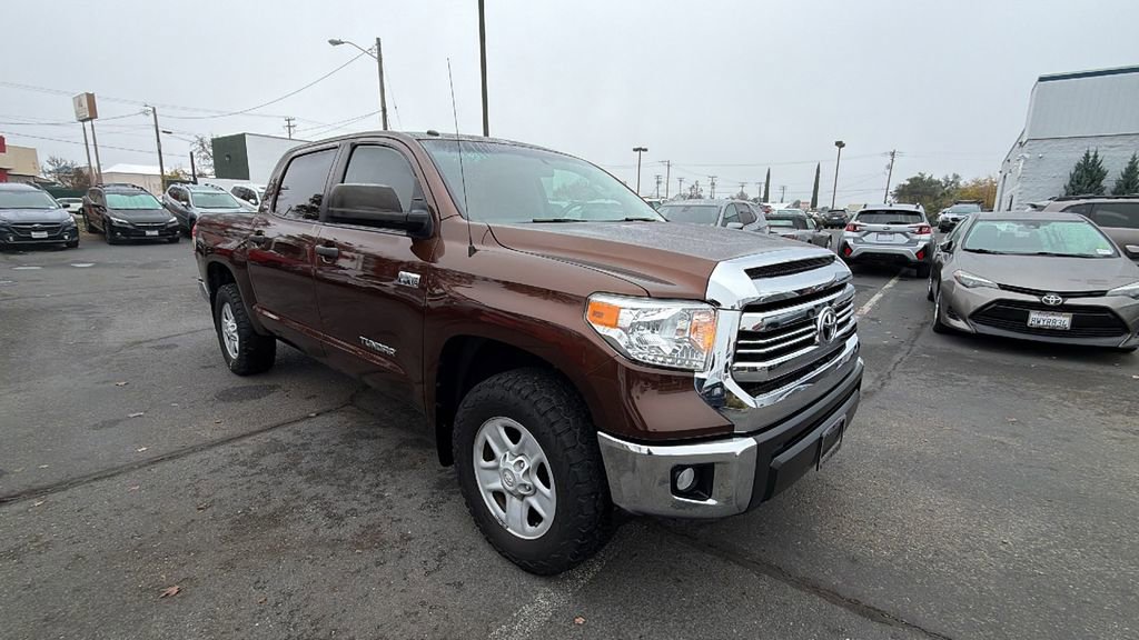 Used 2017 Toyota Tundra SR5 image 2