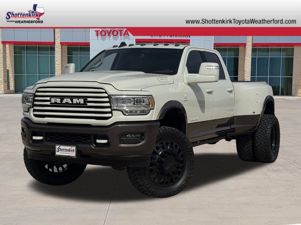 Used 2024 RAM 3500 Limited w/ Towing Technology Group AWD/4WD image 1