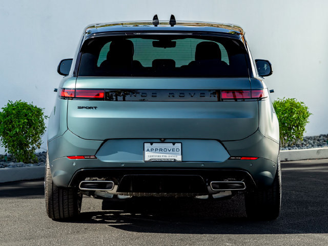 New 2025 Land Rover Range Rover Sport Dynamic SE AWD/4WD image 8