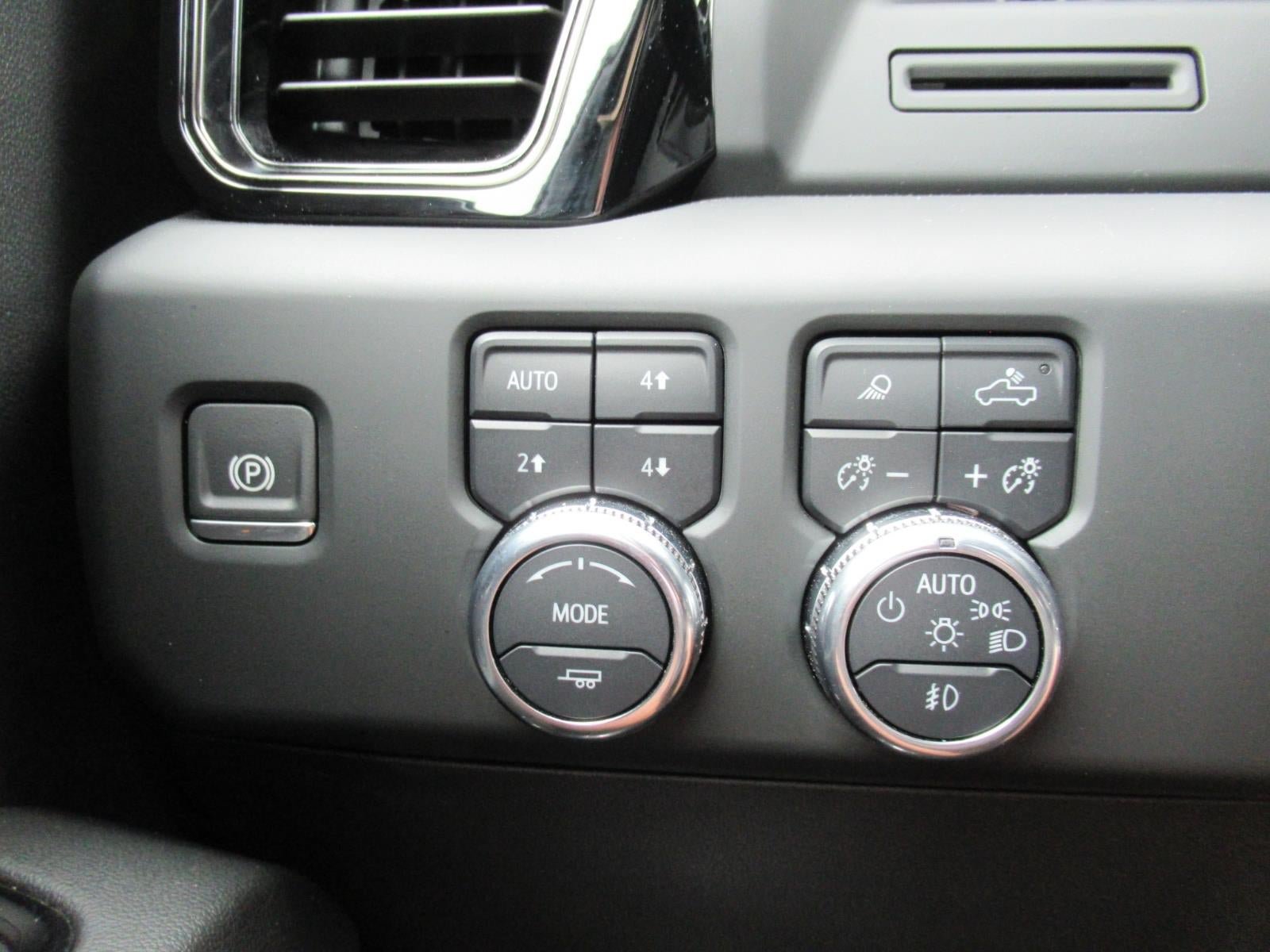Used 2024 GMC Sierra 1500 AT4 AWD/4WD image 20