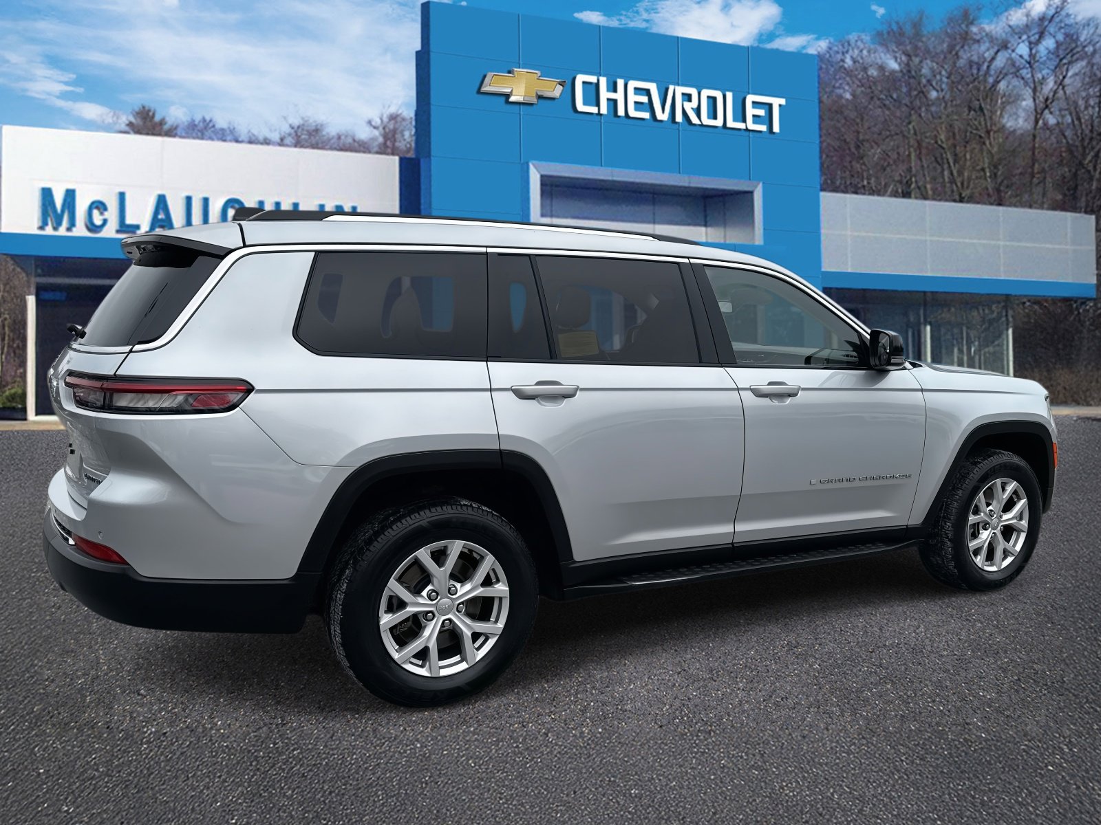 Used 2021 Jeep Grand Cherokee L Limited image 3