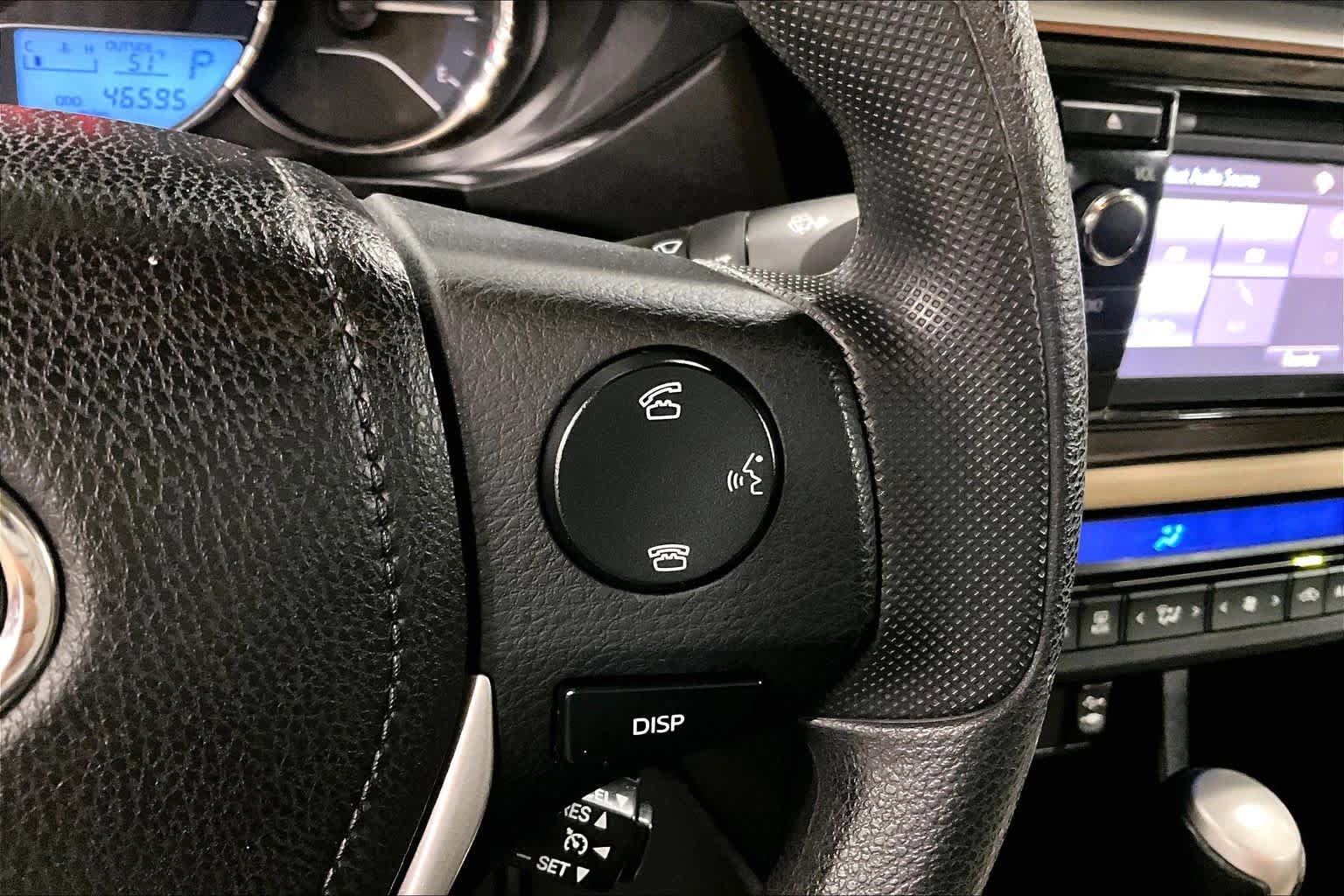 Used 2016 Toyota Corolla LE FWD image 23