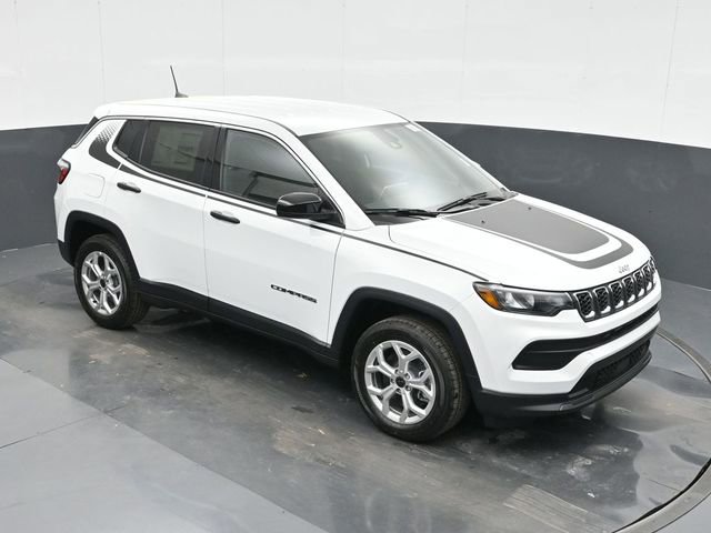Used 2025 Jeep Compass Sport w/ Mopar Graphics Package AWD/4WD image 31