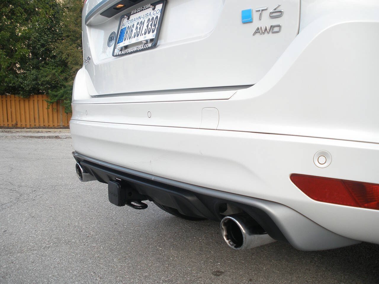 Used 2015 Volvo XC60 T6 R-Design Platinum AWD/4WD image 29