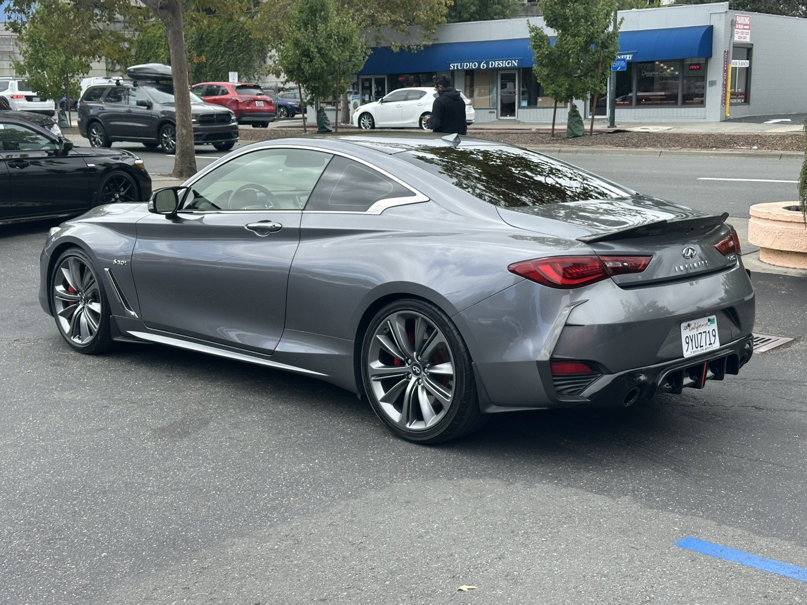 Used 2019 INFINITI Q60 Red Sport 400 w/ Cargo Package RWD image 12