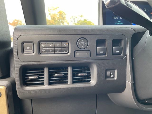 New 2025 Chevrolet Brightdrop 600 AWD/4WD image 10