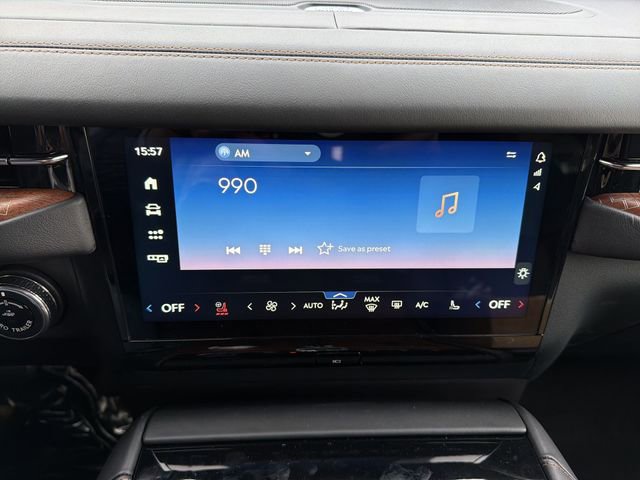 New 2025 Lincoln Navigator L Black Label AWD/4WD image 16