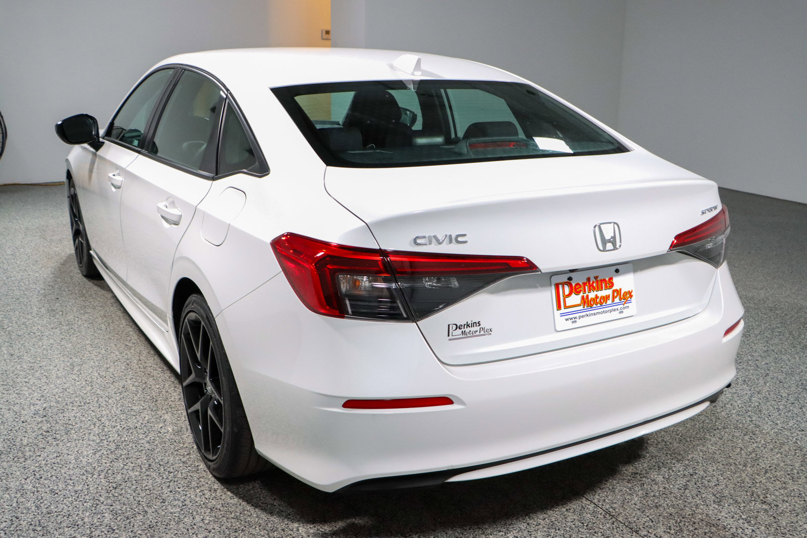 Used 2023 Honda Civic Sport image 9