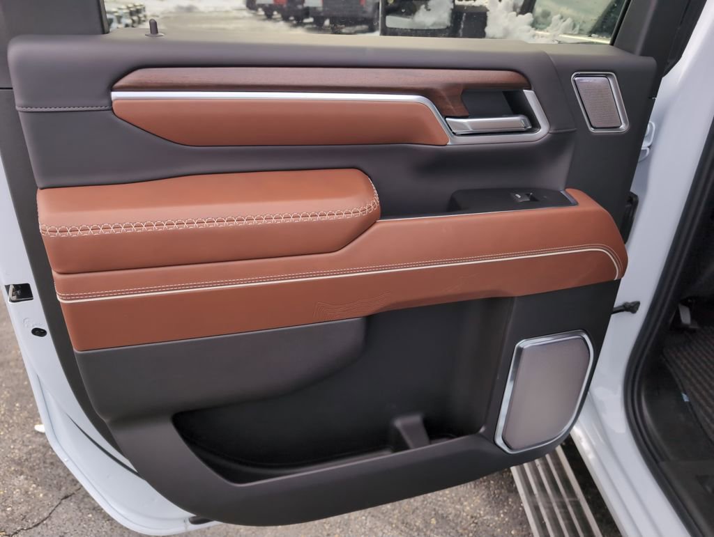 New 2026 GMC Sierra 3500 Denali Ultimate image 11