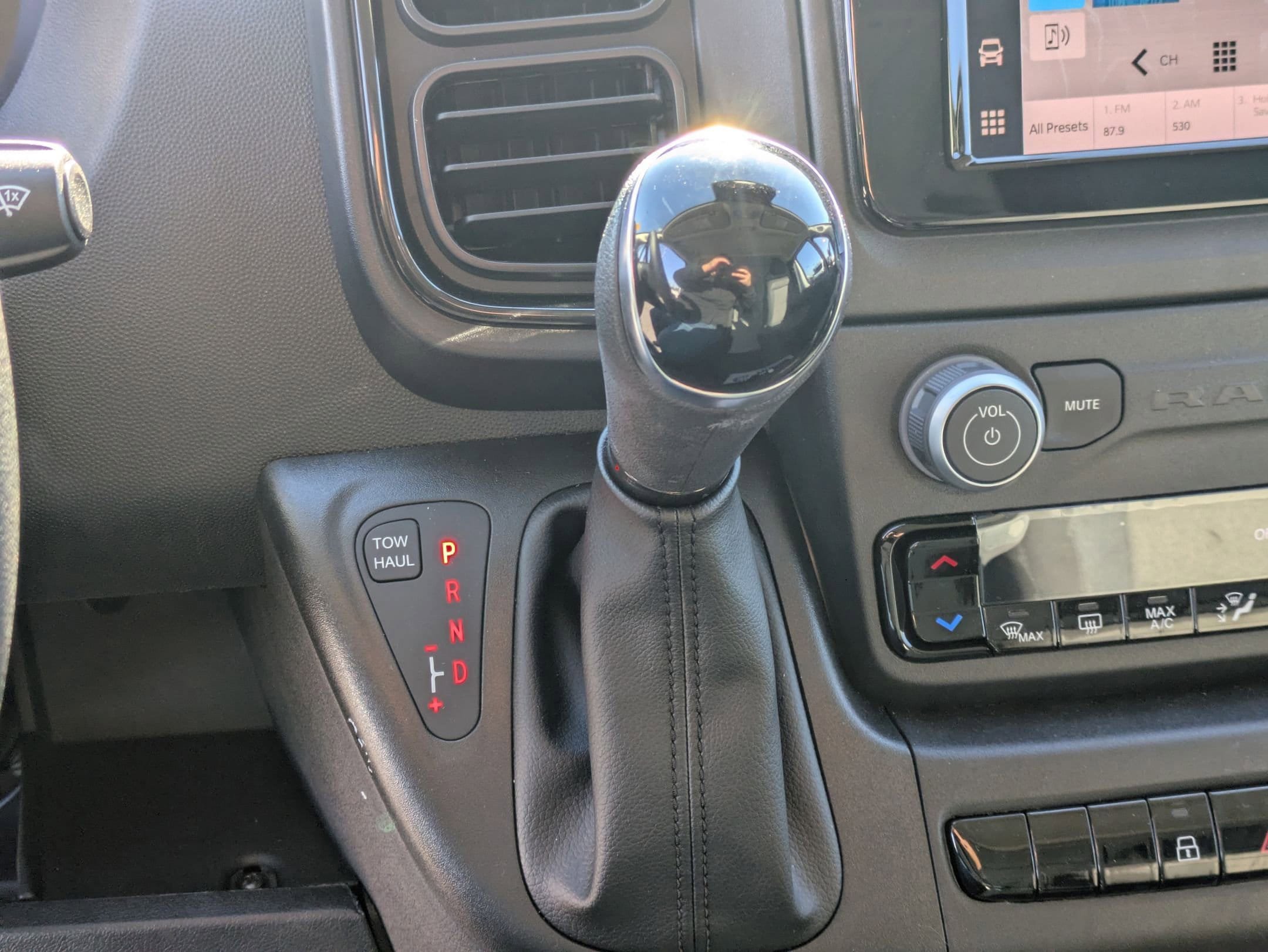 New 2026 RAM ProMaster 2500 w/ Convenience Group FWD image 20