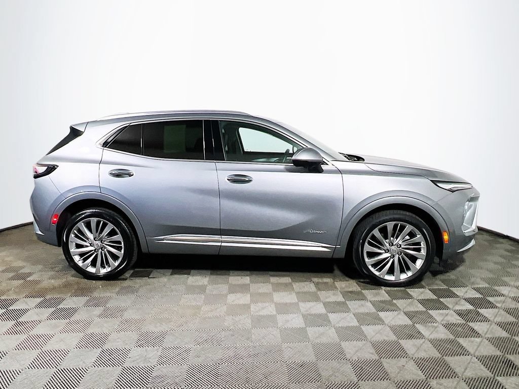 Used 2024 Buick Envision Avenir AWD/4WD image 8