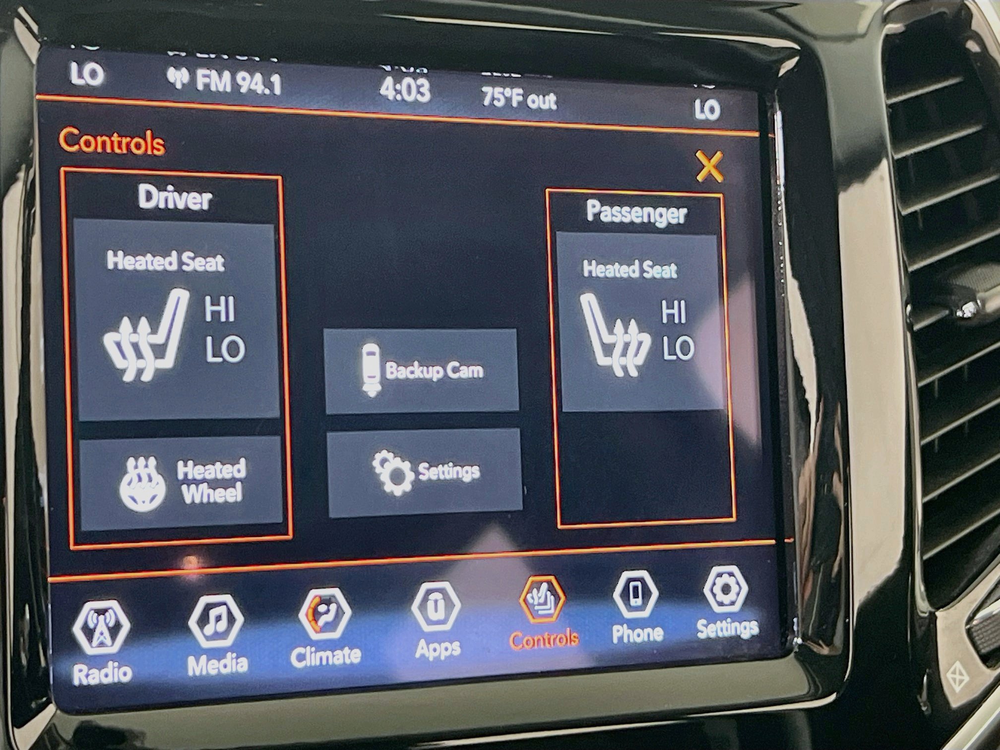 Used 2022 Jeep Cherokee Limited AWD/4WD image 19