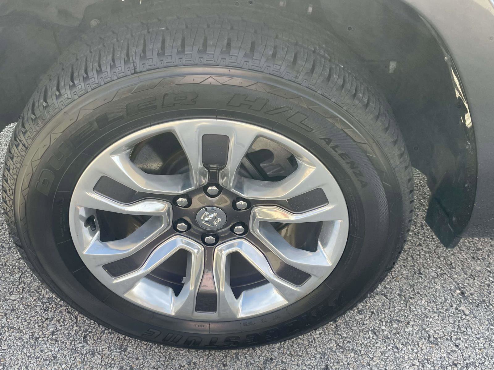 Used 2024 RAM 1500 Limited image 7