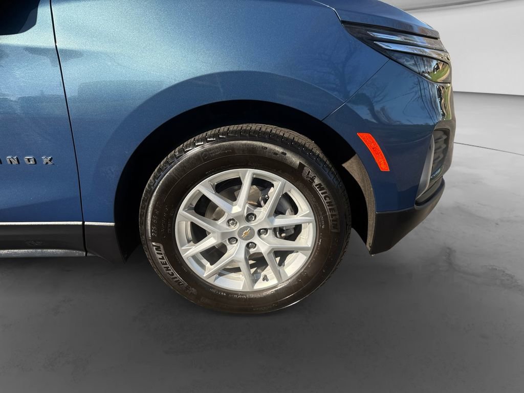Used 2024 Chevrolet Equinox LT FWD image 30