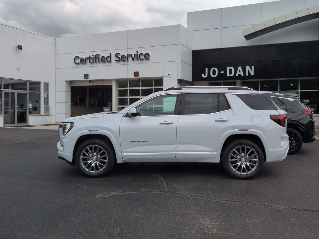 New 2026 GMC Terrain Denali w/ LPO, Floor Liner Package AWD/4WD image 8