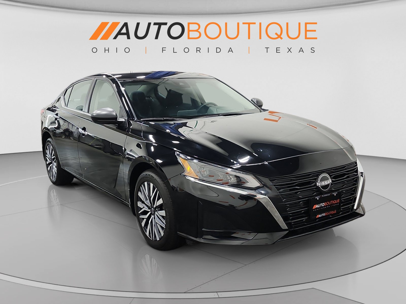Used 2024 Nissan Altima 2.5 SV AWD/4WD image 7