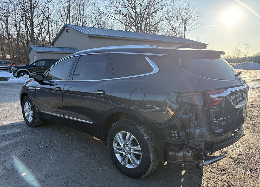 Used 2021 Buick Enclave Essence w/ Sound and Sites Package AWD/4WD image 1