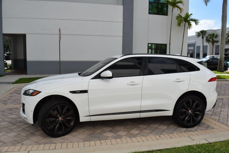 Used 2019 Jaguar F-PACE R-Sport AWD/4WD image 4