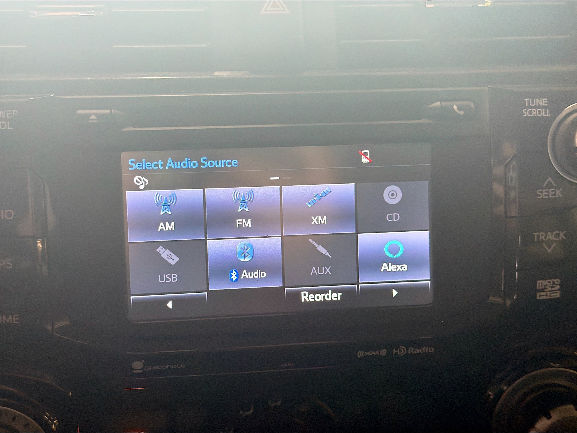 Used 2018 Toyota 4Runner TRD Off-Road Premium AWD/4WD image 19