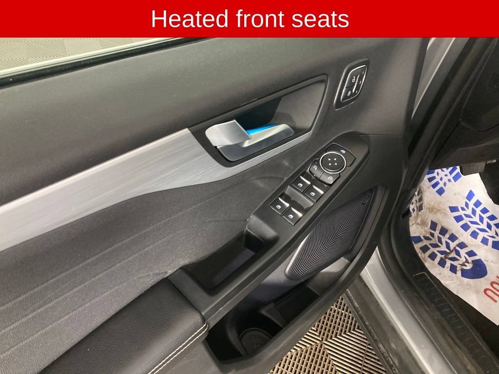 Used 2024 Ford Escape Platinum AWD/4WD image 13