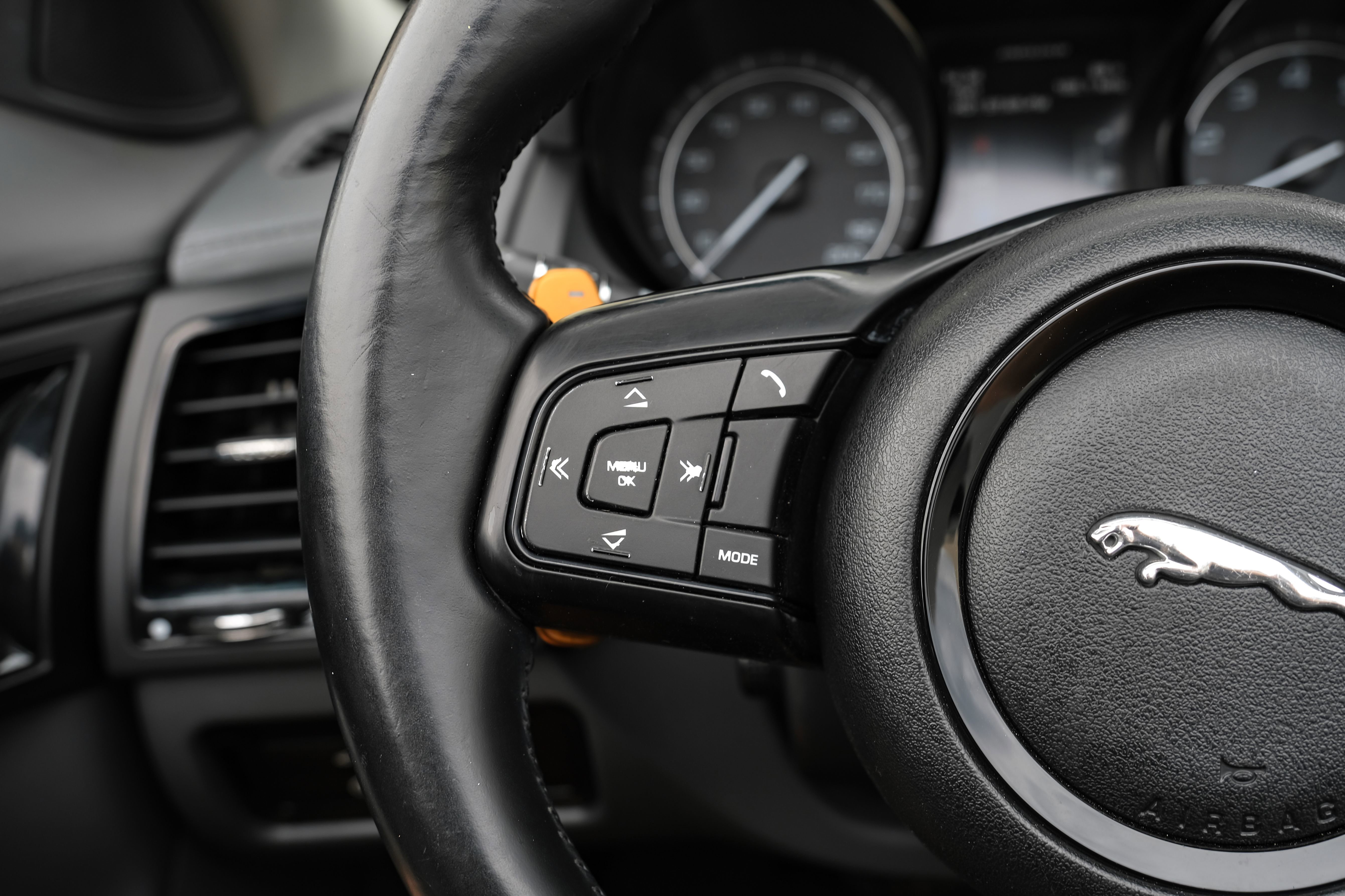 Used 2014 Jaguar F-TYPE S RWD image 14