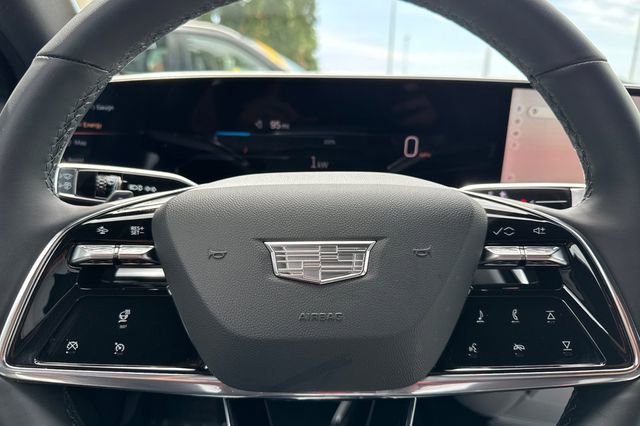 Used 2024 Cadillac Lyriq Sport RWD image 36