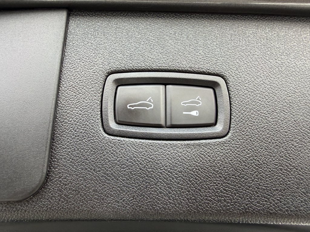 Used 2021 Porsche Cayenne S AWD/4WD image 27
