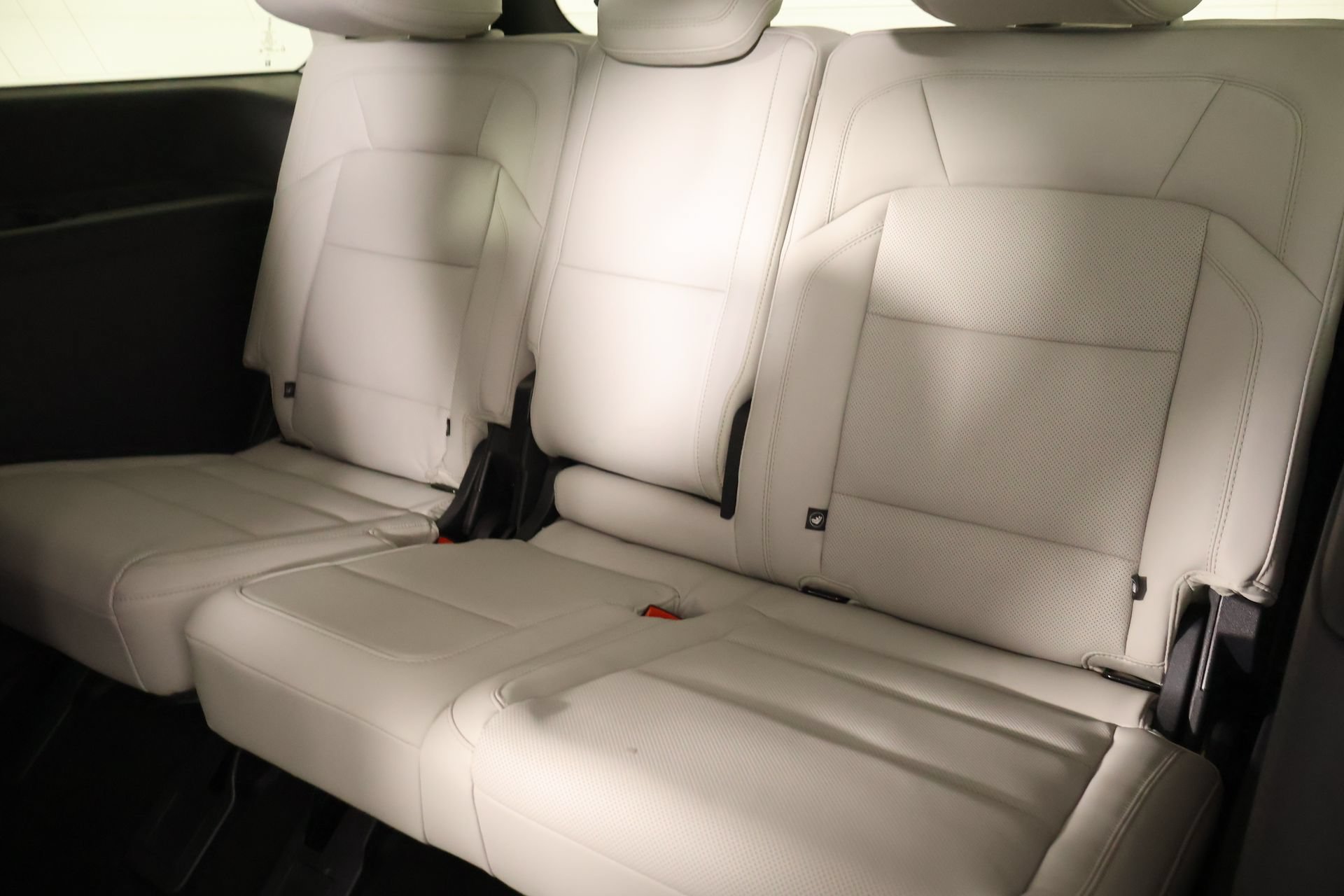 New 2026 Lincoln Navigator Premiere AWD/4WD image 13