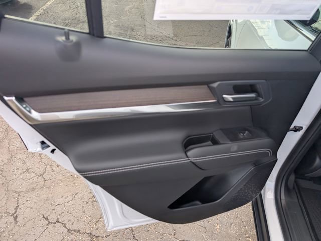 New 2026 GMC Terrain Denali w/ LPO, Black Badging Package AWD/4WD image 9