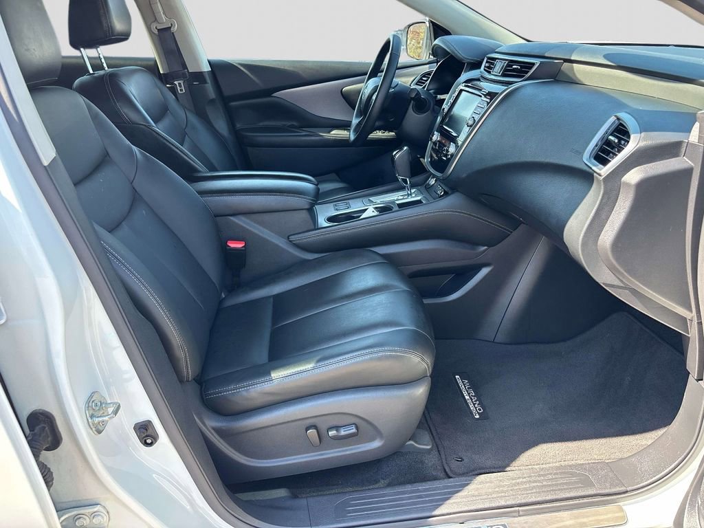 Certified 2024 Nissan Murano SV w/ SV Midnight Edition Package image 15