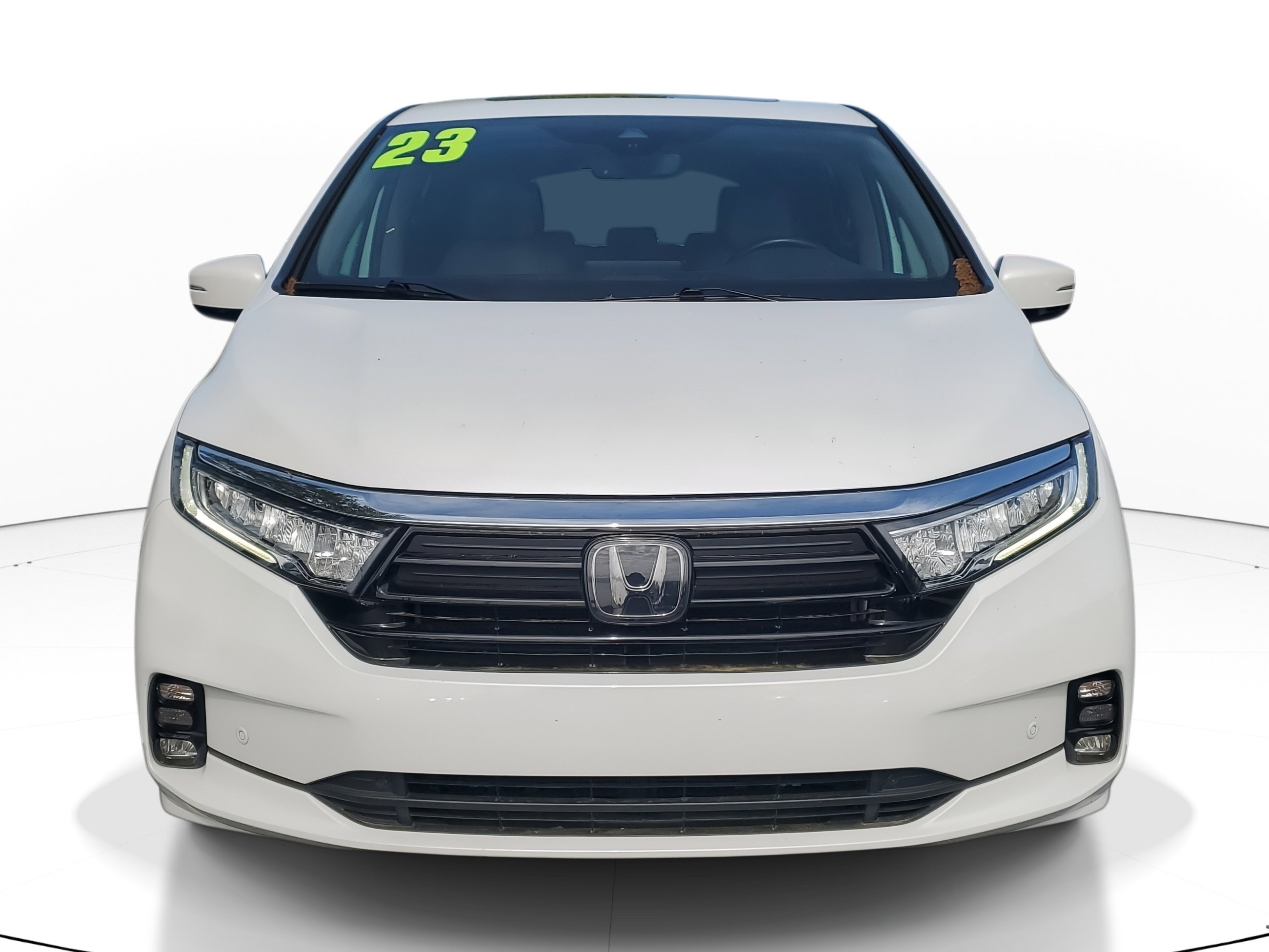 Used 2023 Honda Odyssey Elite image 2