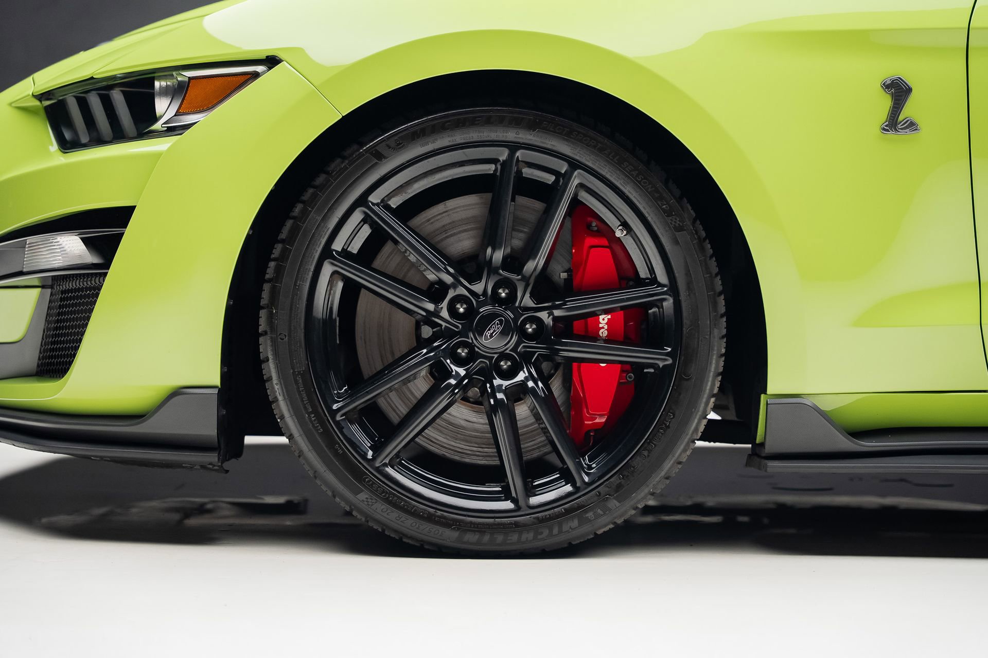 Used 2020 Ford Mustang Shelby GT500 w/ Technology Package image 22