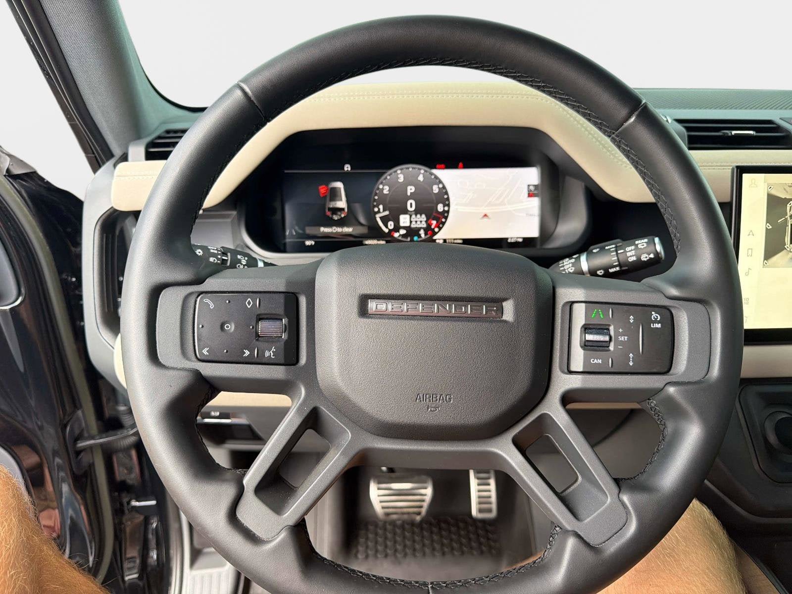 Used 2023 Land Rover Defender 130 X AWD/4WD image 27