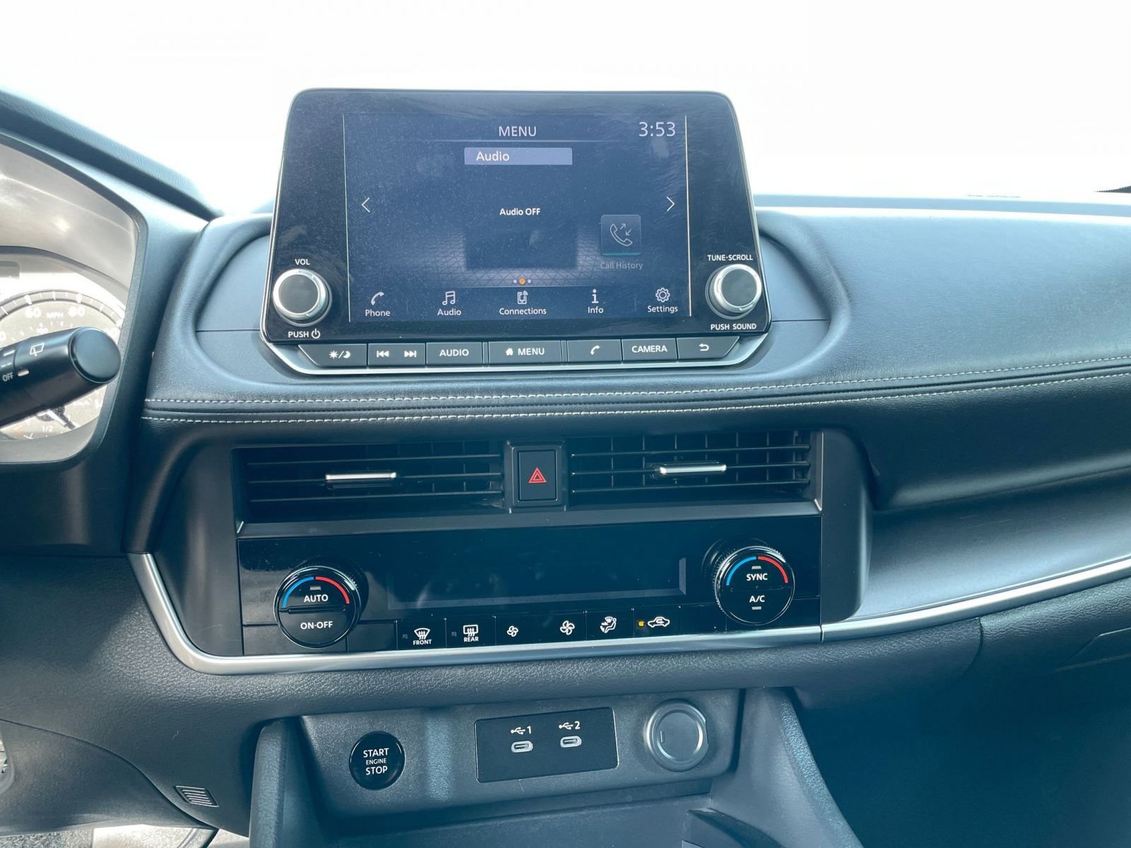 Used 2025 Nissan Rogue SV image 17