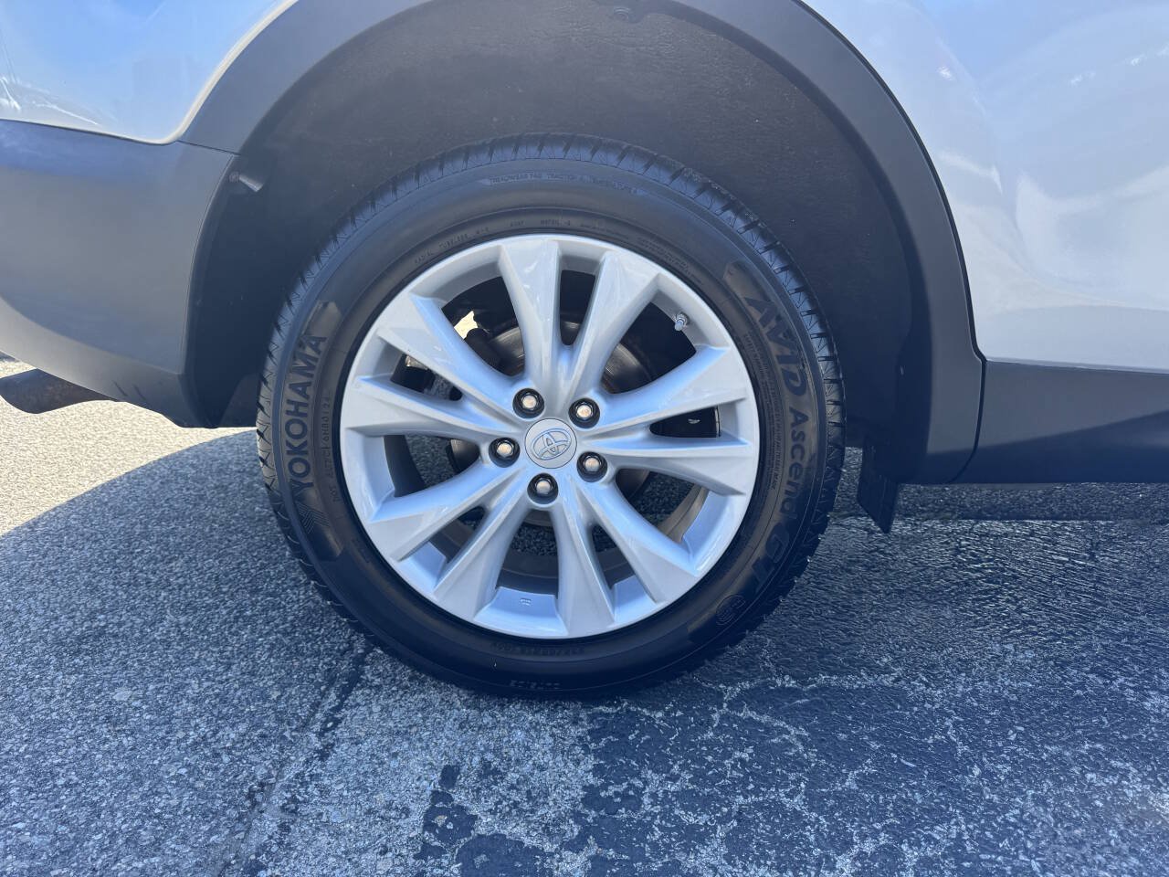Used 2013 Toyota RAV4 Limited AWD/4WD image 11
