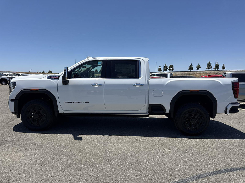 New 2026 GMC Sierra 2500 Denali w/ Denali Reserve Package AWD/4WD image 5
