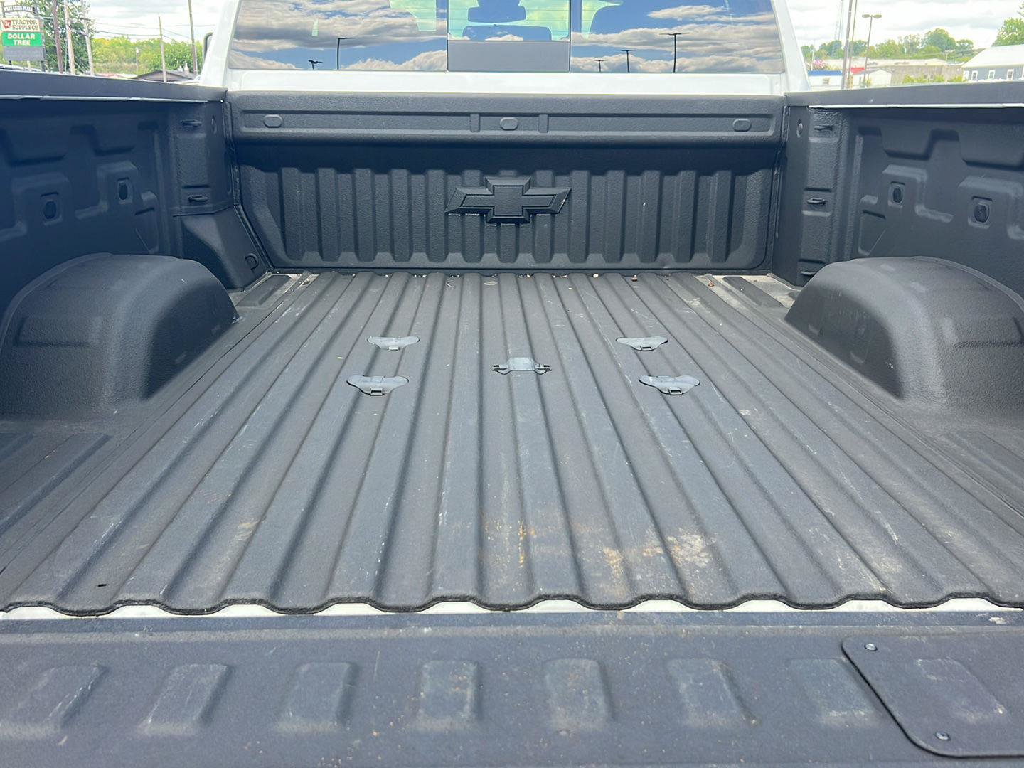 Used 2024 Chevrolet Silverado 2500 LTZ w/ LTZ Plus Package AWD/4WD image 10